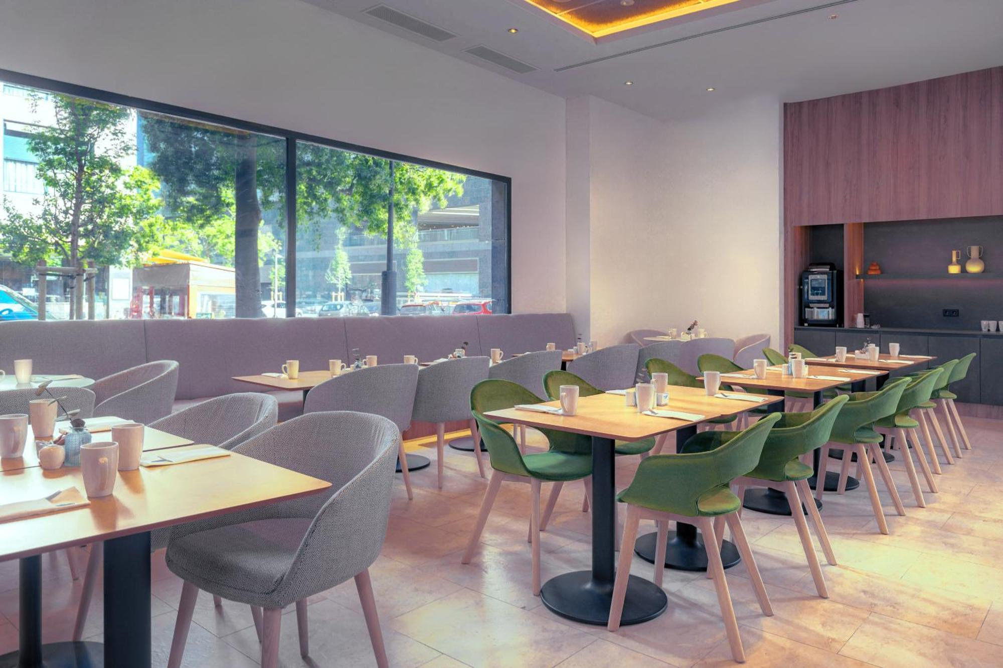 Innside By Melia Valencia Oceanic Ngoại thất bức ảnh